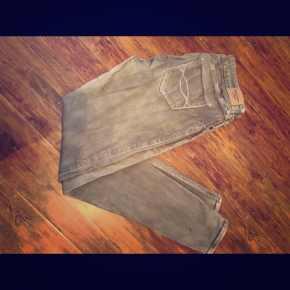 This distressed coloring is how they’re made - Picture 1 of 2